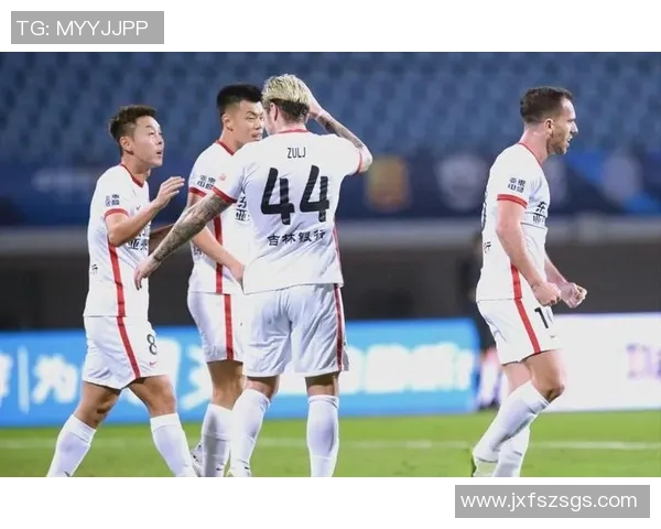 成都排球队中路突破的战术解析与未来展望