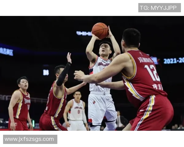 2017年CBA季后赛广东队与广厦队激战正酣精彩瞬间回顾与分析 2017年CBA季后赛广东队与广厦队激战正酣精彩瞬间回顾与分析